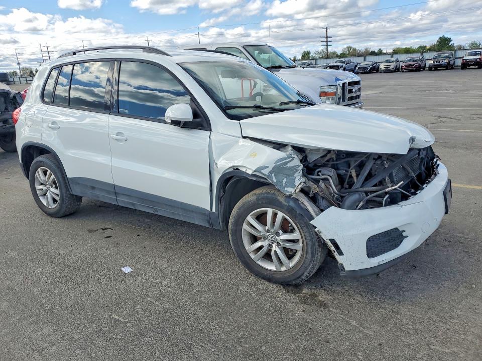 Aukcja sprzedaży 2016 Volkswagen Tiguan, vin: WVGAV7AX6GW600230, numer aukcji: 50304566