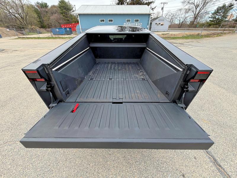 2024 Tesla Cybertruck მანქანა იყიდება აუქციონზე, vin: 7G2CEHEE3RA048554, აუქციონის ნომერი: 51572876