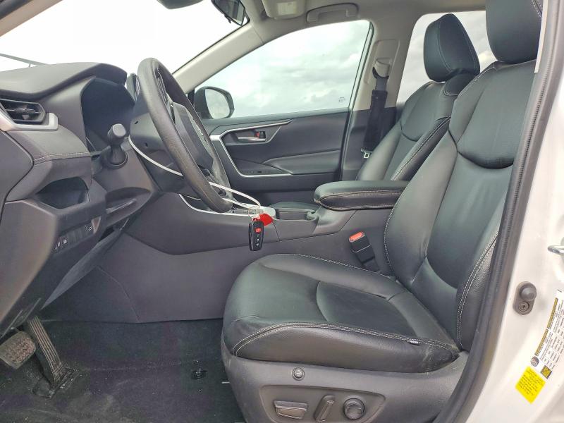 Продажа на аукционе авто 2021 Toyota Rav4, vin: 2T3W1RFV1MW104044, номер лота: 50157046