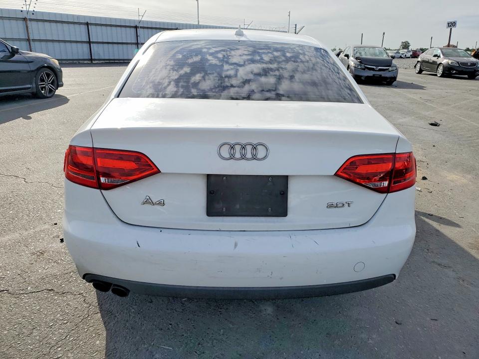 Продажа на аукционе авто 2011 Audi A4, vin: WAUAFAFL1BN008606, номер лота: 49426856