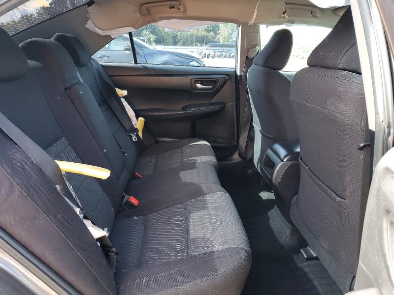 51052376 :رقم المزاد ، 4T1BD1FK2FU167419 vin ، 2015 Toyota Camry Hybrid مزاد بيع