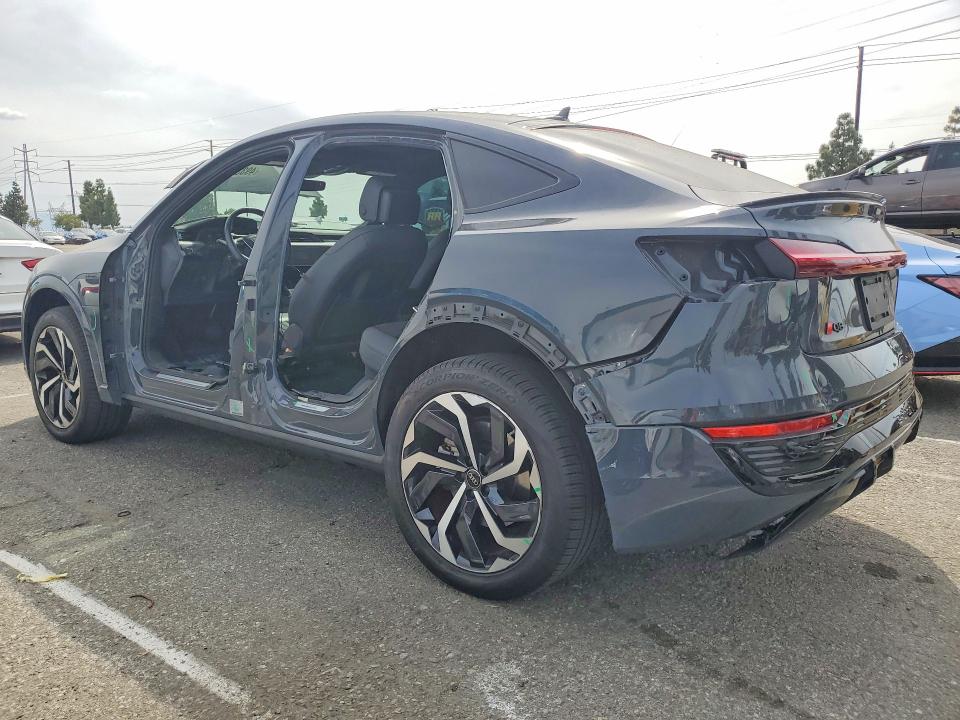 2024 Audi Q8 E-tron მანქანა იყიდება აუქციონზე, vin: WA1CABGE6RB032244, აუქციონის ნომერი: 49338096