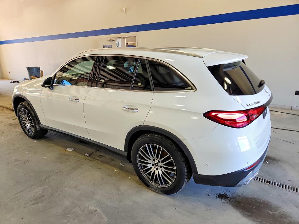 Продаж на аукціоні авто 2026 Mercedes-benz Glc, vin: W1NKM4HB8TF494385, номер лоту: 49363776