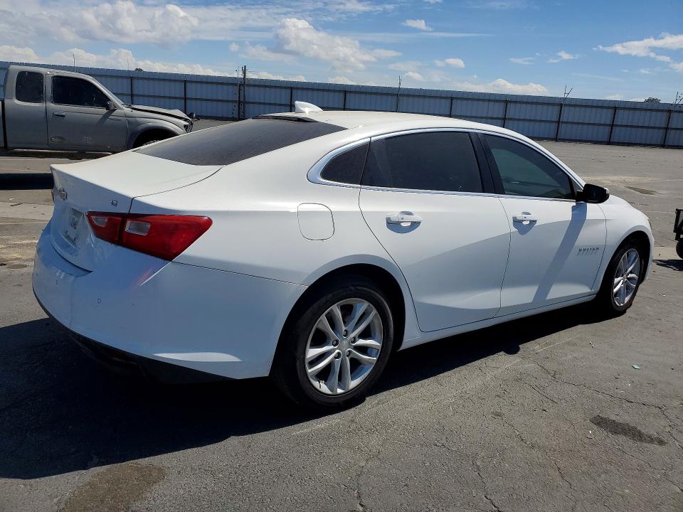 49607646 :رقم المزاد ، 1G1ZD5STXJF200374 vin ، 2018 Chevrolet Malibu مزاد بيع
