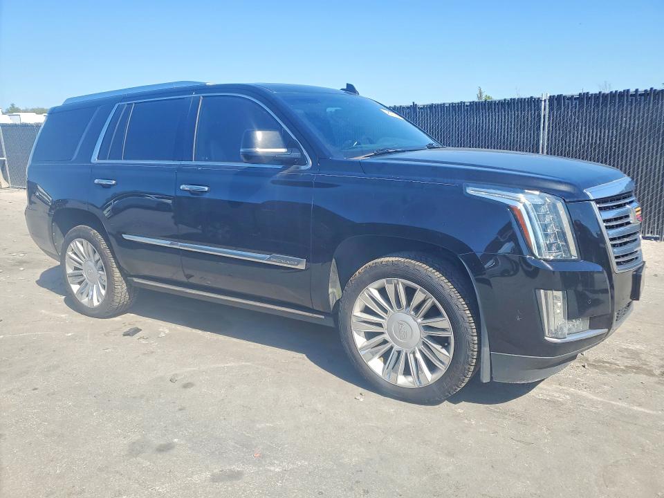 48417456 :رقم المزاد ، 1GYS4DKJ3KR149523 vin ، 2019 Cadillac Escalade مزاد بيع
