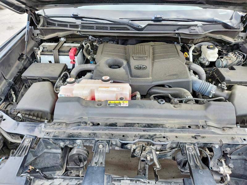 Продажа на аукционе авто 2022 Toyota Tundra, vin: 5TFLA5DBXNX032343, номер лота: 49246216