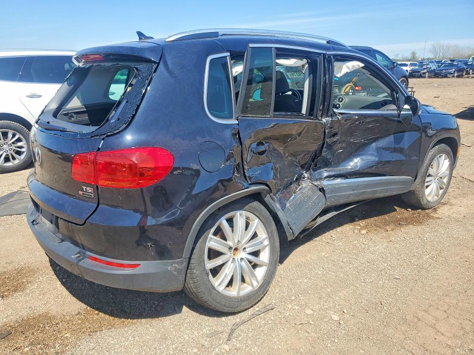 Aukcja sprzedaży 2016 Volkswagen Tiguan, vin: WVGBV7AX1GW528180, numer aukcji: 50179276