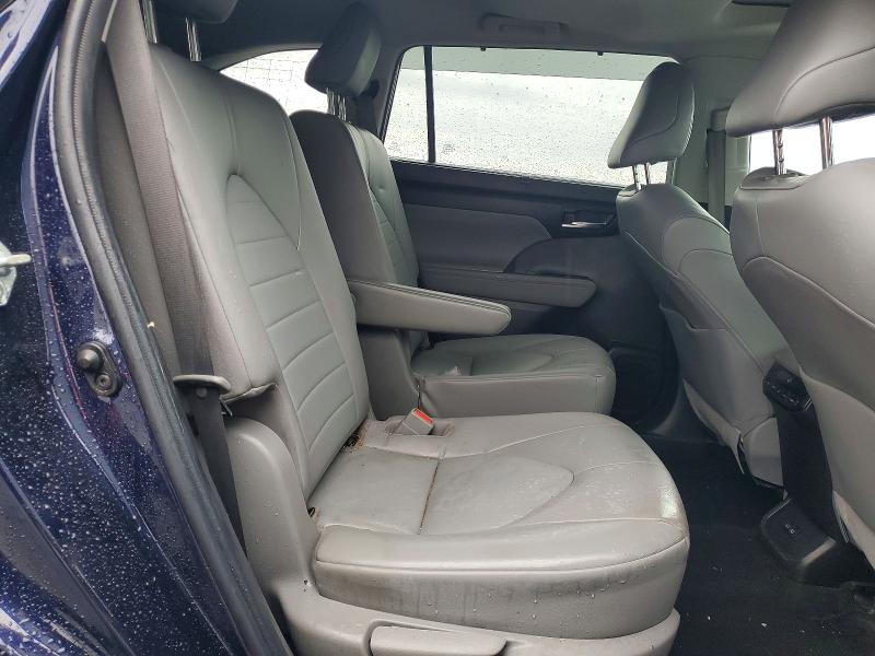 Продаж на аукціоні авто 2022 Toyota Highlander, vin: 5TDGZRBHXNS204546, номер лоту: 51492166
