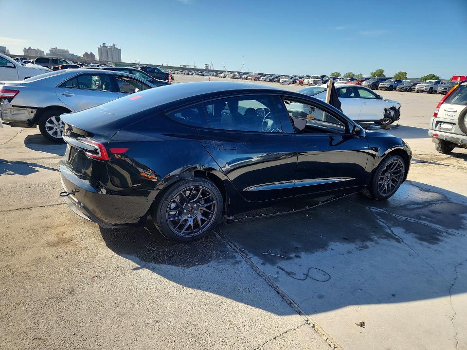 2025 Tesla Model 3 მანქანა იყიდება აუქციონზე, vin: 5YJ3E1EA8SF921182, აუქციონის ნომერი: 48521456