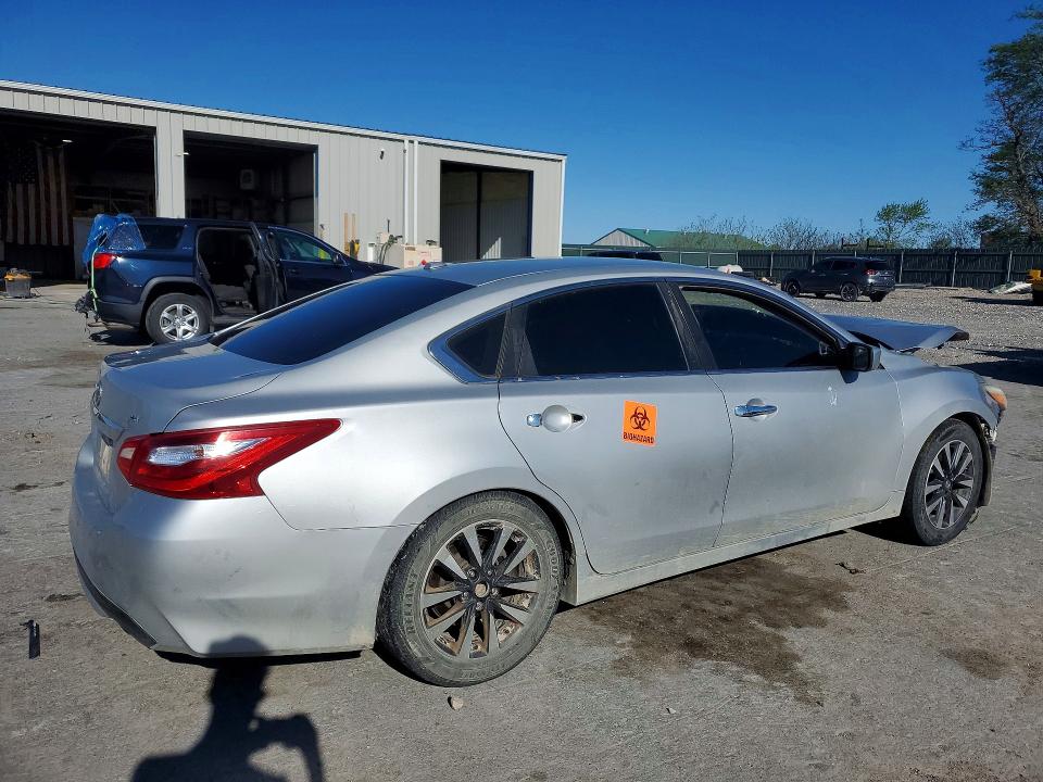 Продаж на аукціоні авто 2017 Nissan Altima, vin: 1N4AL3AP4HC267313, номер лоту: 48949326