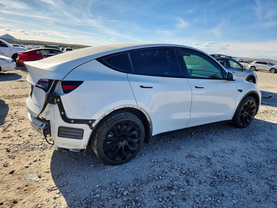 Продаж на аукціоні авто 2021 Tesla Model Y, vin: 5YJYGAEE4MF136650, номер лоту: 48801436