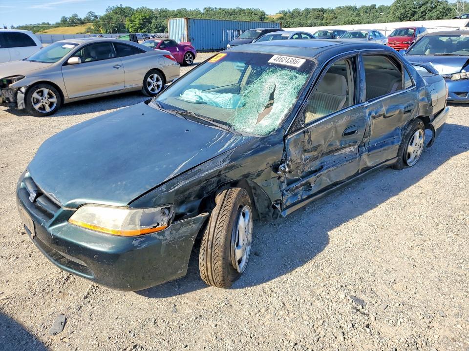 Продажа на аукционе авто 1998 Honda Accord, vin: 1HGCG6670WA190757, номер лота: 48624386