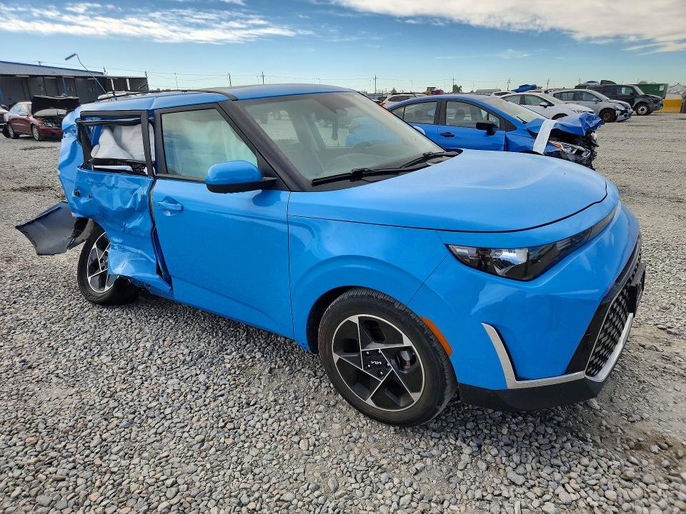 50284366 :رقم المزاد ، KNDJ33AU9P7211763 vin ، 2023 Kia Soul مزاد بيع