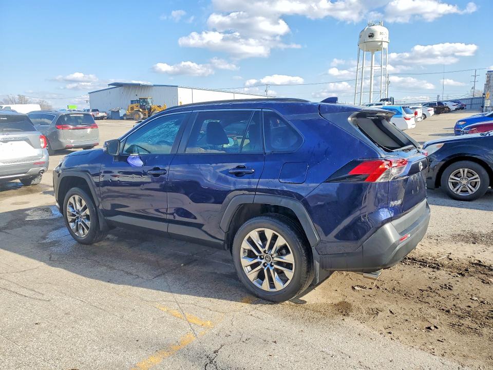 Продажа на аукционе авто 2019 Toyota Rav4, vin: 2T3A1RFV6KW045600, номер лота: 48942476