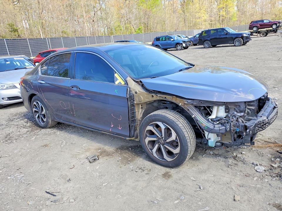 48927986 :رقم المزاد ، 1HGCR2F80GA178993 vin ، 2016 Honda Accord مزاد بيع