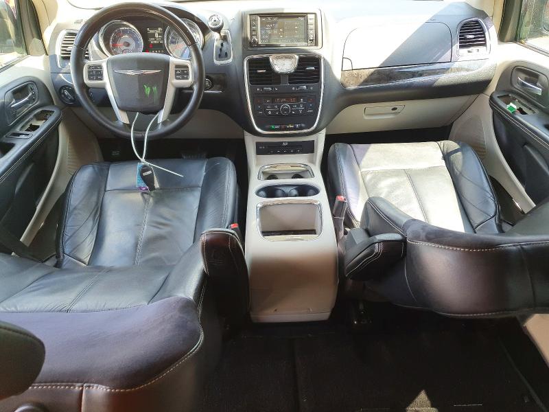 50819916 :رقم المزاد ، 2C4RC1GG3FR596405 vin ، 2015 Chrysler Town & Country مزاد بيع