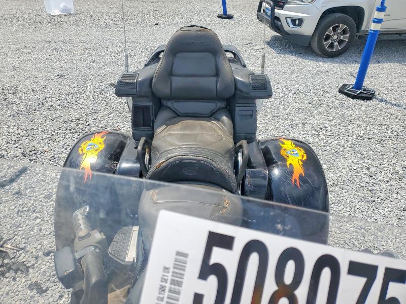50807586 :رقم المزاد ، 1HFSC2230XA101973 vin ، 1999 Honda Gl1500 مزاد بيع