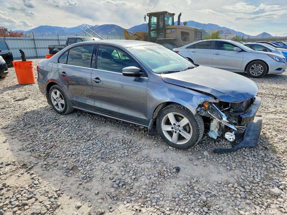 2012 Volkswagen Jetta მანქანა იყიდება აუქციონზე, vin: 3VWLL7AJ4CM404003, აუქციონის ნომერი: 48992926