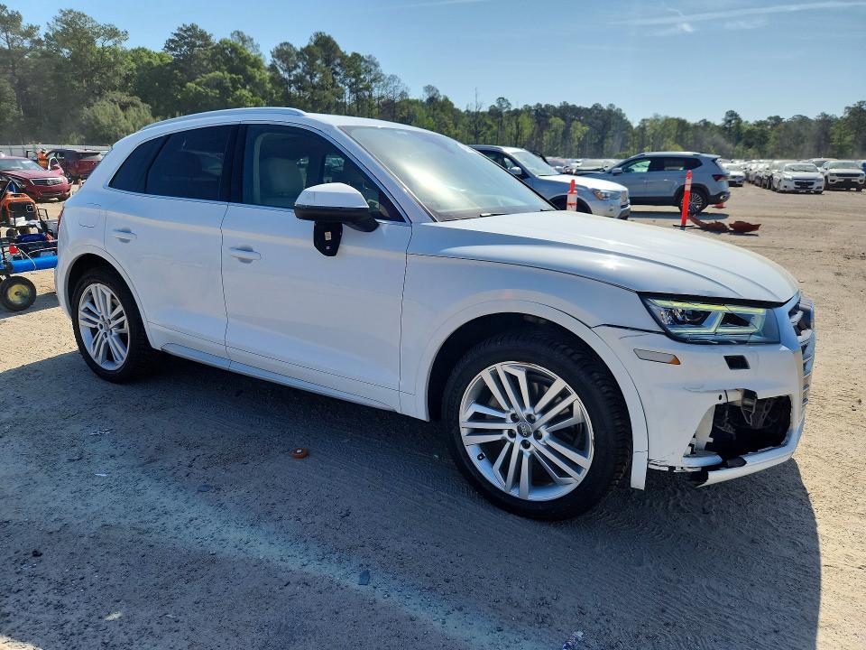 49813456 :رقم المزاد ، WA1BNAFY1J2015037 vin ، 2018 Audi Q5 مزاد بيع