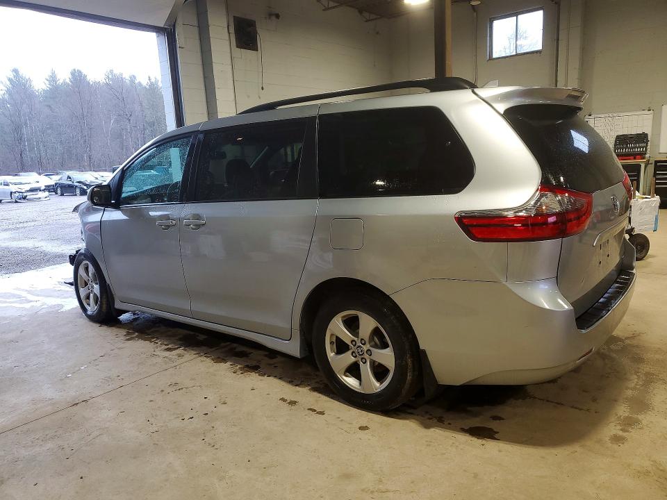 Продажа на аукционе авто 2020 Toyota Sienna, vin: 5TDKZ3DC7LS069824, номер лота: 49538576