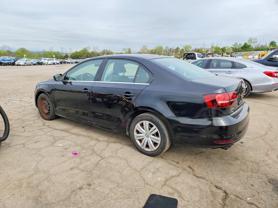 51645116 :رقم المزاد ، 3VW2B7AJ4HM270793 vin ، 2017 Volkswagen Jetta مزاد بيع