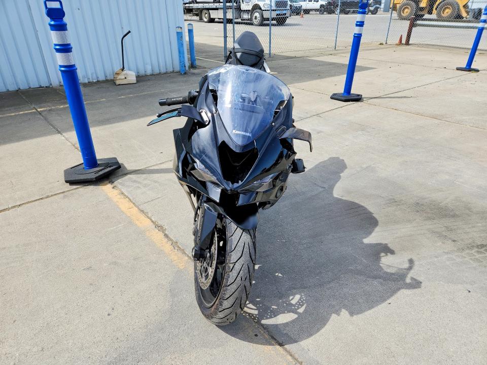 2024 Kawasaki Zx636 მანქანა იყიდება აუქციონზე, vin: JKBZXJJ14RA001777, აუქციონის ნომერი: 51166126
