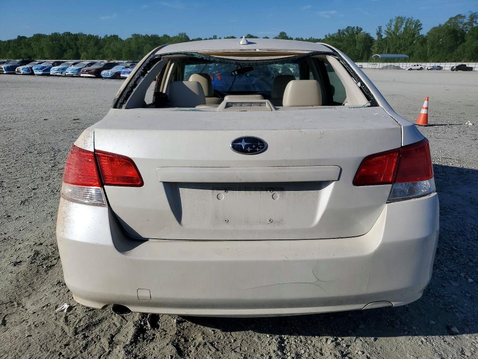 2013 Subaru Legacy მანქანა იყიდება აუქციონზე, vin: 4S3BMCK60D3010306, აუქციონის ნომერი: 50101756