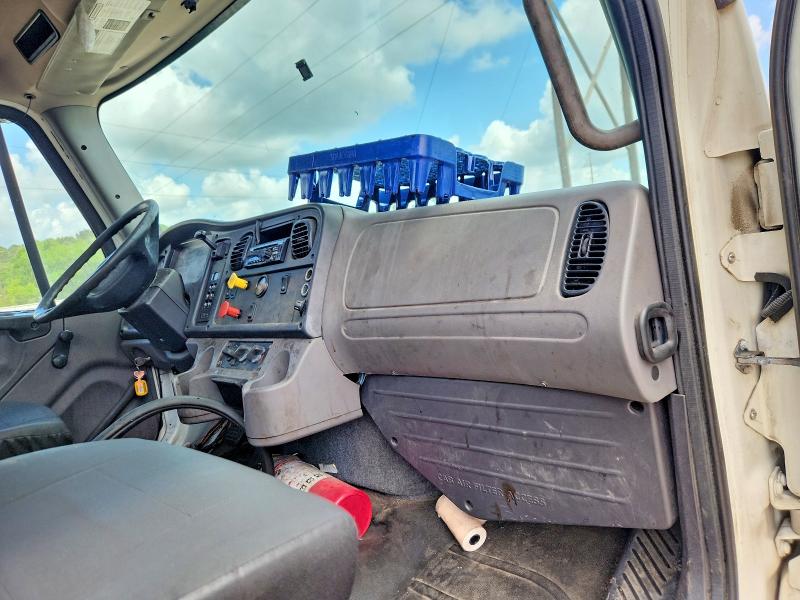 47087646 :رقم المزاد ، 3AKBCYFE2LDLV4429 vin ، 2020 Freightliner M2 مزاد بيع