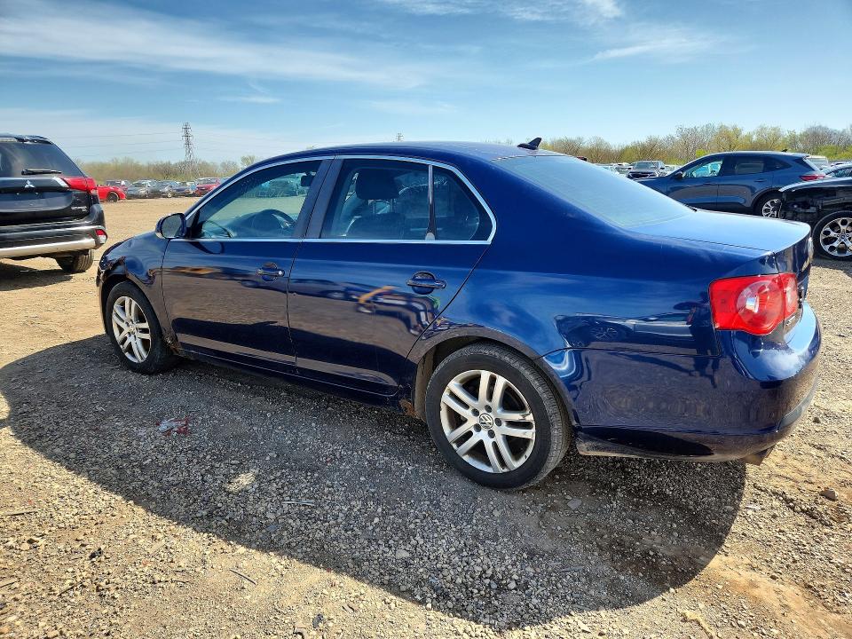 50177376 :رقم المزاد ، 3VWRG71K57M097731 vin ، 2007 Volkswagen Jetta مزاد بيع