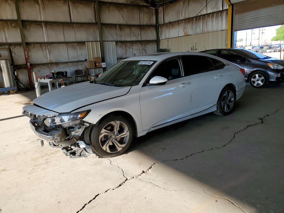 2018 Honda Accord მანქანა იყიდება აუქციონზე, vin: 1HGCV2F57JA037752, აუქციონის ნომერი: 49774116