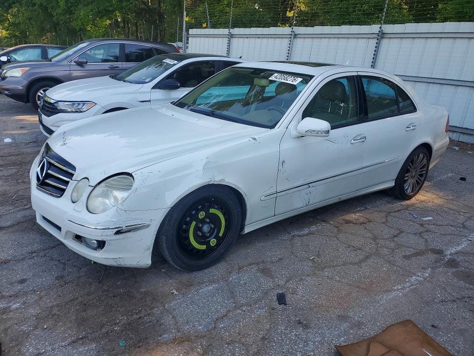 42058276 :رقم المزاد ، WDBUF56X48B220757 vin ، 2008 Mercedes-benz E مزاد بيع