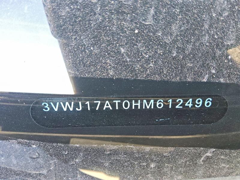 48653876 :رقم المزاد ، 3VWJ17AT0HM612496 vin ، 2017 Volkswagen Beetle مزاد بيع