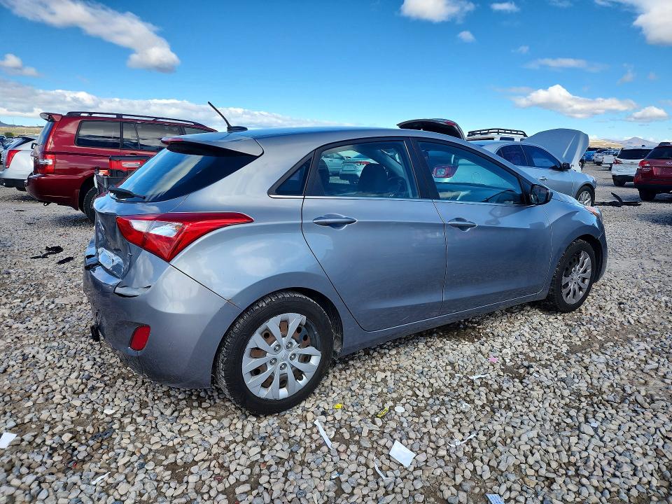 Продажа на аукционе авто 2016 Hyundai Elantra Gt, vin: KMHD35LH7GU251541, номер лота: 49651466