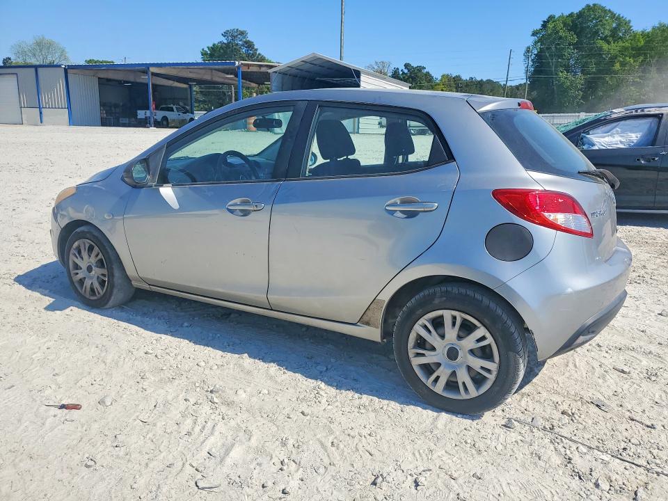 2013 Mazda Mazda2 მანქანა იყიდება აუქციონზე, vin: JM1DE1KY1D0155156, აუქციონის ნომერი: 49282986