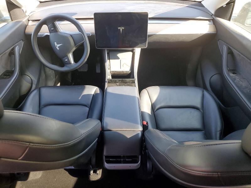 49957196 :رقم المزاد ، 5YJYGDEE5MF107207 vin ، 2021 Tesla Truck/van Model Y 75d Long Ran مزاد بيع
