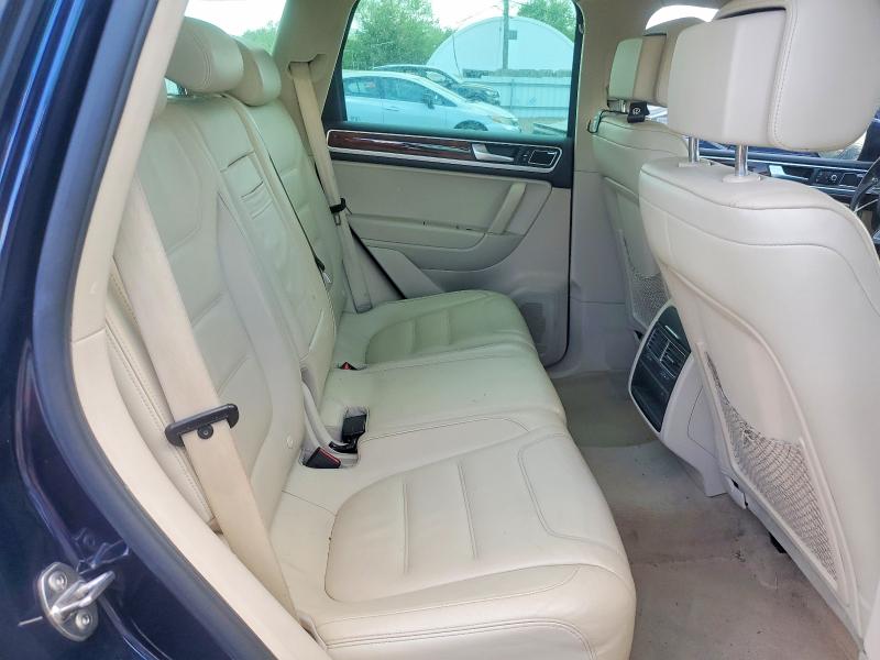 Продажа на аукционе авто 2011 Volkswagen Touareg, vin: WVGFF9BPXBD004233, номер лота: 50439996