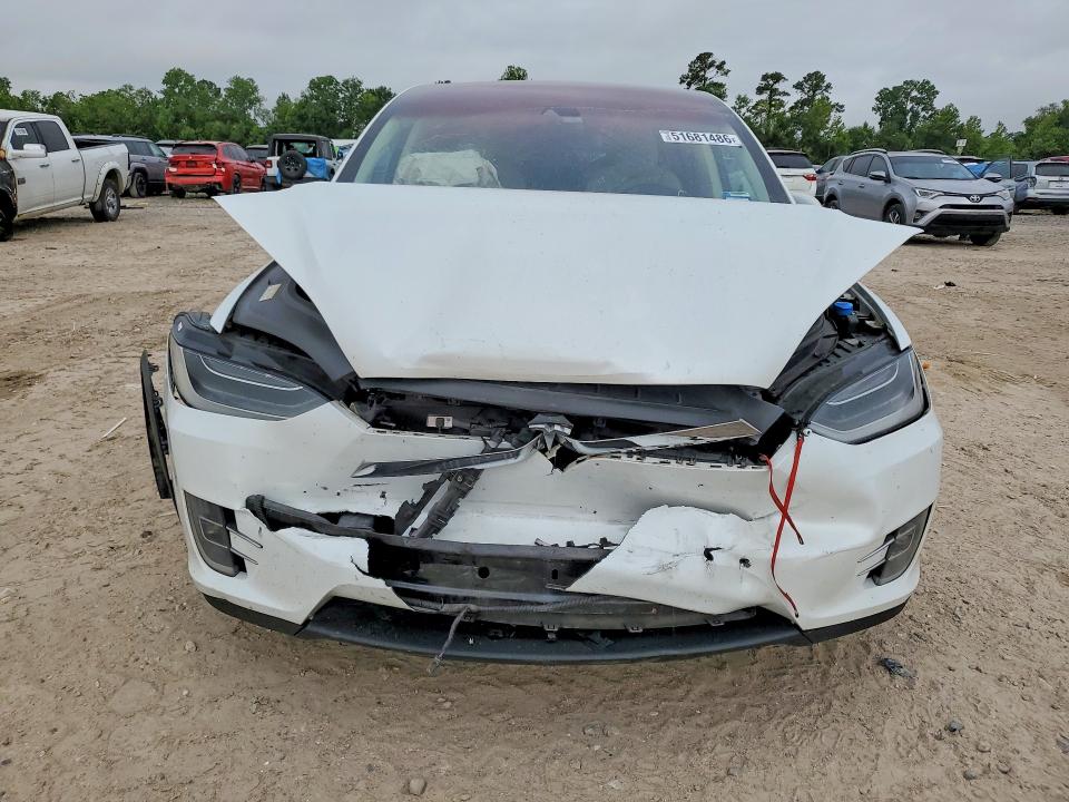 51681486 :رقم المزاد ، 5YJXCBE26GF016548 vin ، 2016 Tesla Model X مزاد بيع