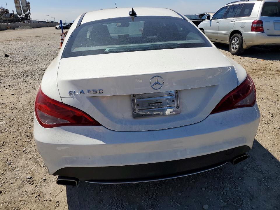 48288246 :رقم المزاد ، WDDSJ4EB4FN176946 vin ، 2015 Mercedes-benz Cla مزاد بيع
