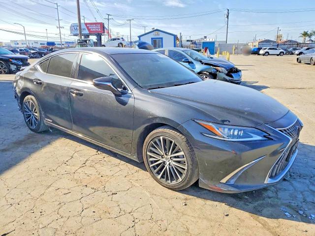 2022 Lexus Es 300h მანქანა იყიდება აუქციონზე, vin: 58ADA1C16NU026308, აუქციონის ნომერი: 51590946