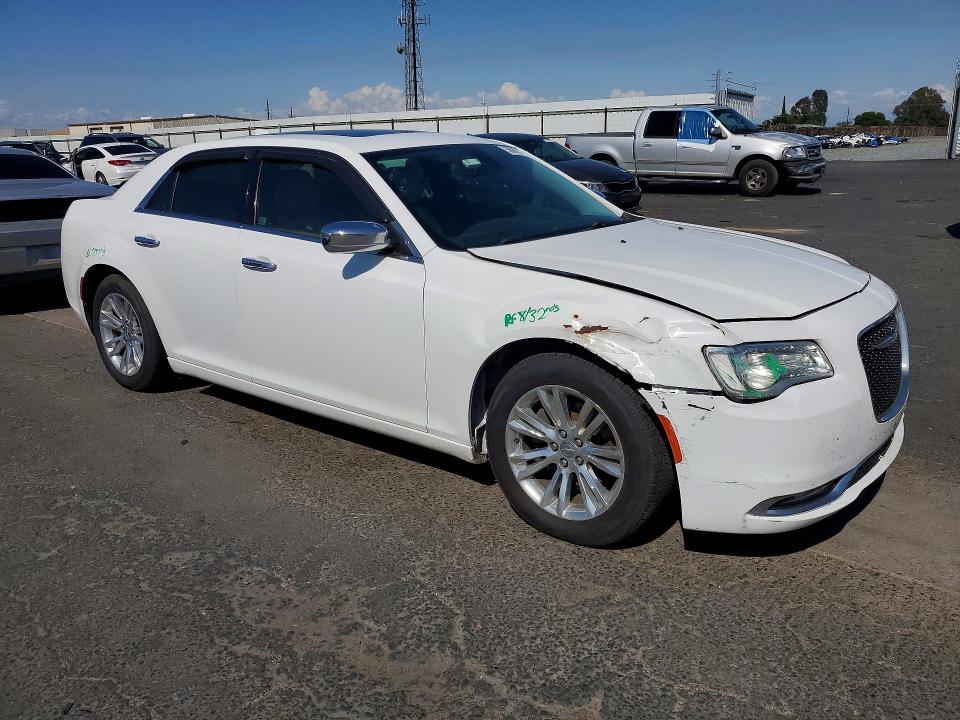 50860976 :رقم المزاد ، 2C3CCAEG0HH662382 vin ، 2017 Chrysler 300c مزاد بيع