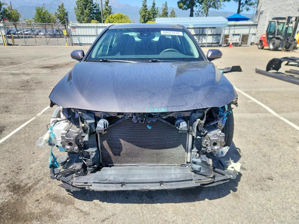 Продажа на аукционе авто 2018 Toyota Camry, vin: 4T1B11HK4JU046888, номер лота: 50627676