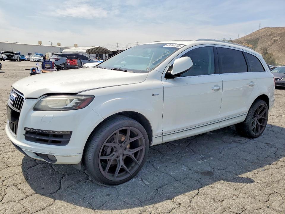 2015 Audi Q7 მანქანა იყიდება აუქციონზე, vin: WA1CGAFE6FD004650, აუქციონის ნომერი: 49264116