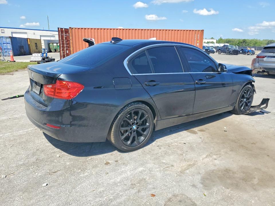 50292876 :رقم المزاد ، WBA3B1G57FNT03364 vin ، 2015 Bmw 320 مزاد بيع