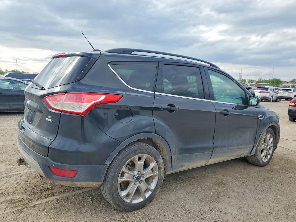 Продажа на аукционе авто 2015 Ford Escape, vin: 1FMCU9G90FUC35876, номер лота: 49814106