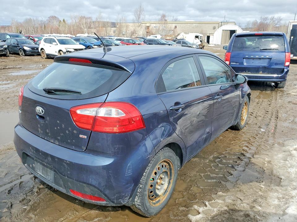 48514786 :رقم المزاد ، KNADM5A38D6851118 vin ، 2013 Kia Rio 5-door مزاد بيع
