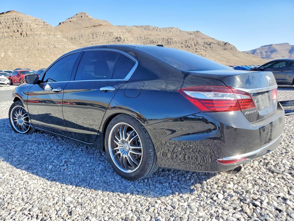 49028466 :رقم المزاد ، 1HGCR3F86GA021071 vin ، 2016 Honda Accord مزاد بيع