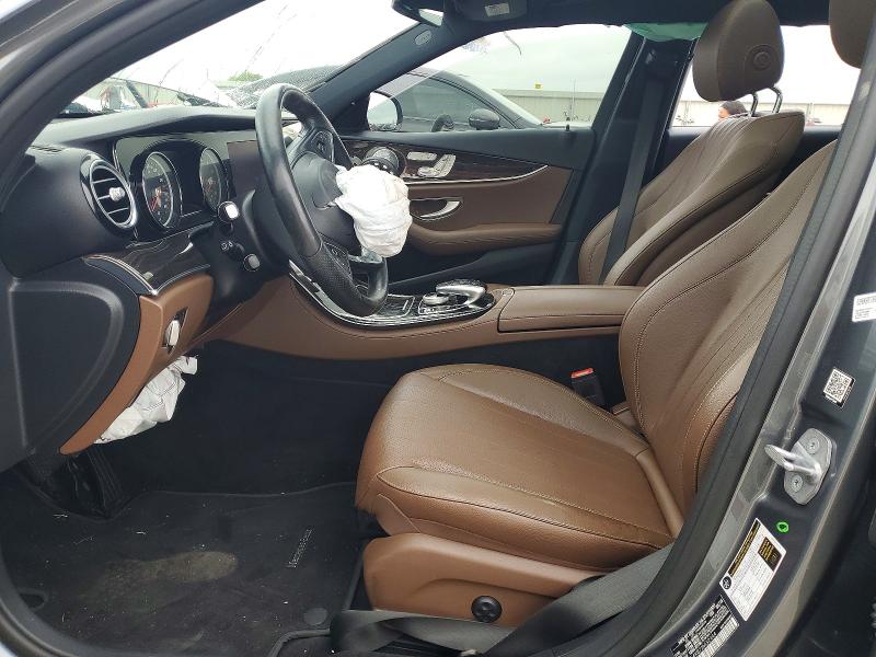 48773246 :رقم المزاد ، WDDZF4KB7JA452444 vin ، 2018 Mercedes-benz E مزاد بيع