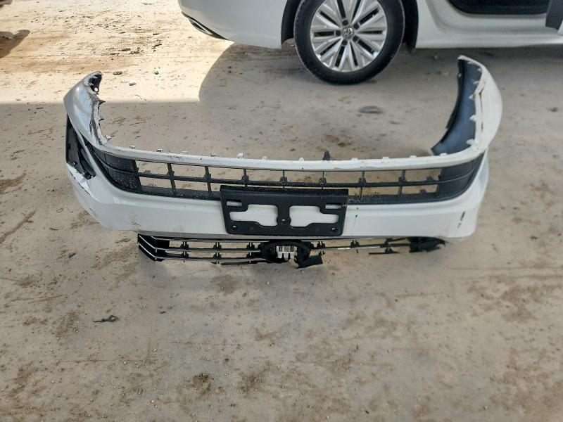 46776966 :رقم المزاد ، 1VWSA7A33LC015454 vin ، 2020 Volkswagen Passat مزاد بيع