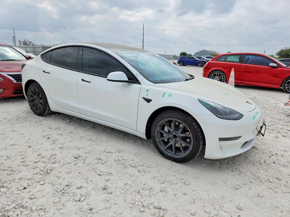 Продажа на аукционе авто 2021 Tesla Model 3, vin: 5YJ3E1EA5MF871828, номер лота: 47889966