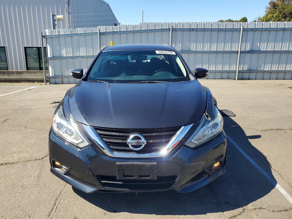 Продажа на аукционе авто 2018 Nissan Altima, vin: 1N4AL3AP7JC242847, номер лота: 48834796